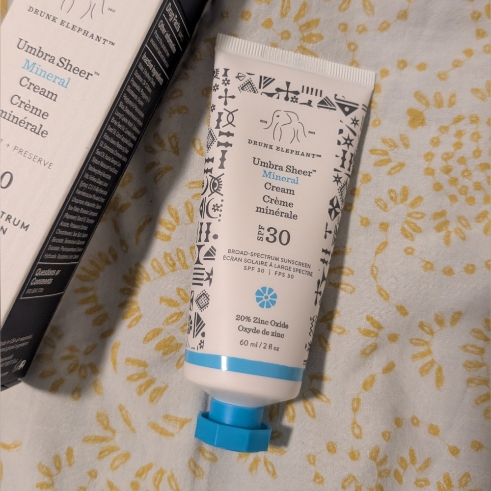 Drunk Elephant Umbra Sheer Physical Daily Defense SPF 30